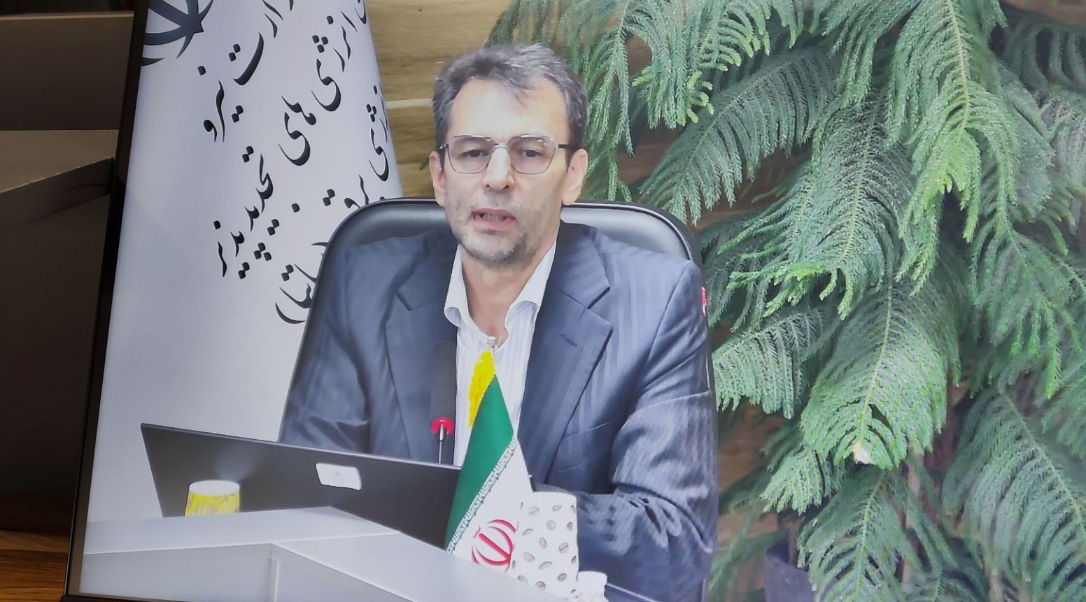 نظارت بر واگذاری اراضی به نیروگاه‌های تجدیدپذیر باید با جدیت دنبال شود